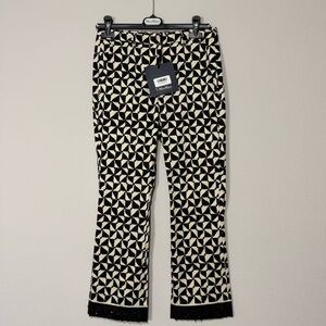 S‘maxmara Black and White Patterned Garment